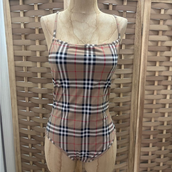 Burberry bathing suit - Picture 2 of 9
